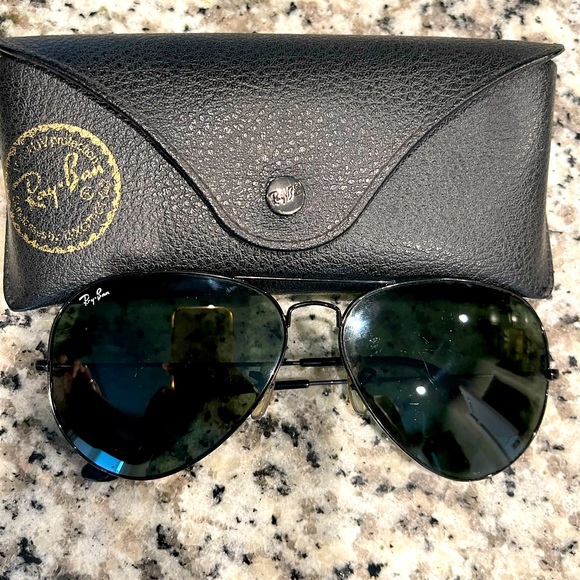Ray-Ban Accessories - Ray-Ban Aviator Sunglasses Black Frame Green Lenses